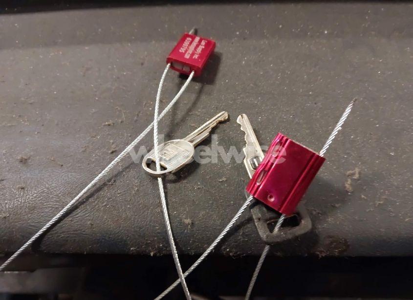 Photo 11 of 1993 Buick Park AVENUE (VIN 1G4CW53L5P1627873)