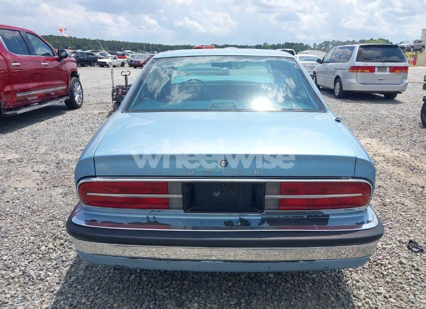 Photo 16 of 1992 Buick Park AVENUE (VIN 1G4CW53L6N1610450)