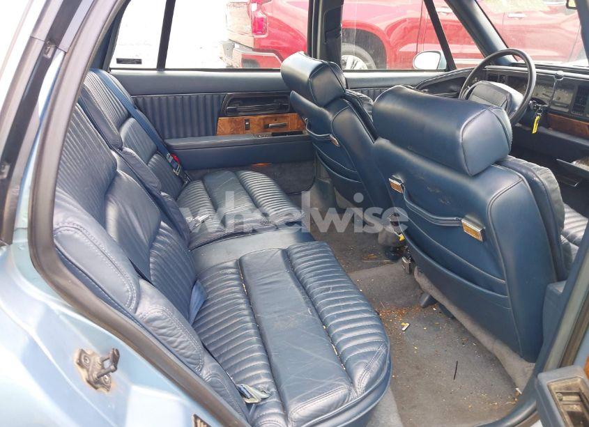 Photo 8 of 1992 Buick Park AVENUE (VIN 1G4CW53L6N1610450)