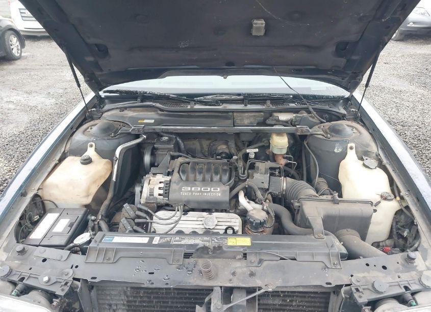 Photo 10 of 1993 Buick Park AVENUE (VIN 1G4CW53L7P1635327)