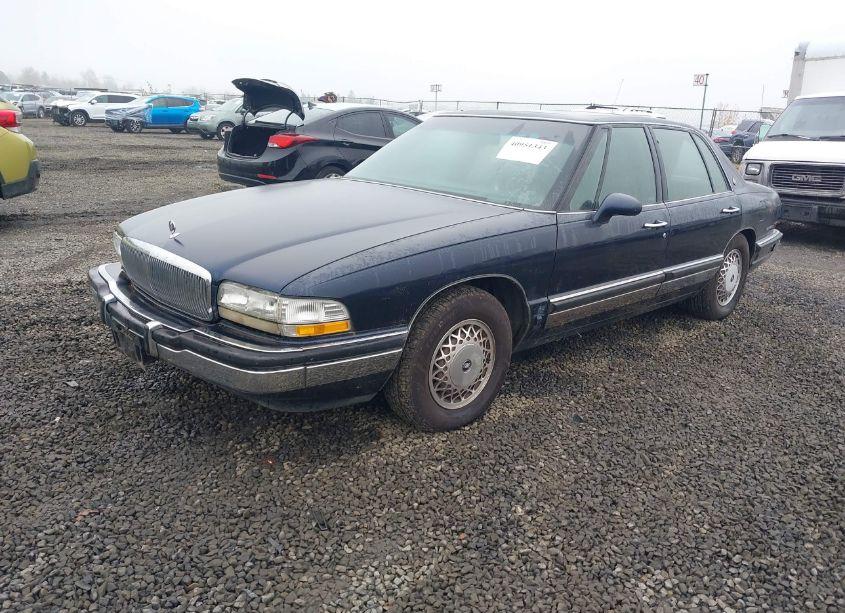 Photo 2 of 1993 Buick Park AVENUE (VIN 1G4CW53L7P1635327)