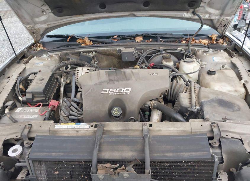 Photo 10 of 2000 Buick Park AVENUE (VIN 1G4CW54K1Y4244681)