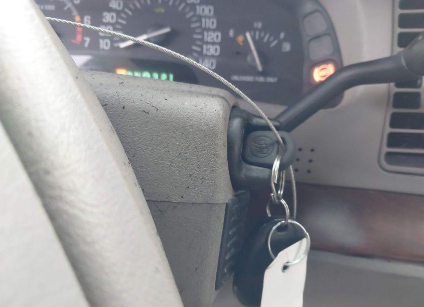 Photo 11 of 2000 Buick Park AVENUE (VIN 1G4CW54K1Y4244681)