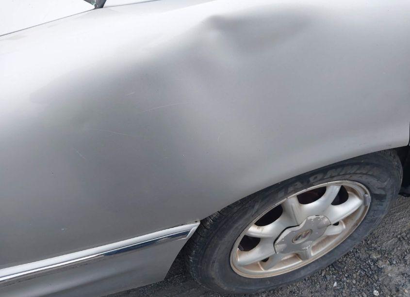 Photo 13 of 2000 Buick Park AVENUE (VIN 1G4CW54K1Y4244681)