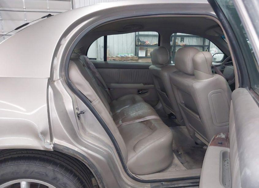 Photo 8 of 2000 Buick Park AVENUE (VIN 1G4CW54K3Y4296605)