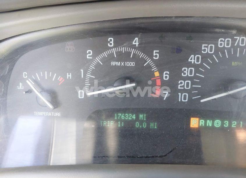 Photo 7 of 2000 Buick Park AVENUE (VIN 1G4CW54K7Y4230025)