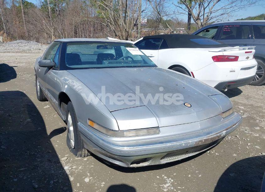 1989 Buick Reatta N/A (VIN 1G4EC11C7KB905060) main photo