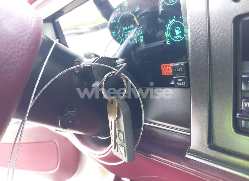 Photo 11 of 1990 Buick Reatta (VIN 1G4EC33C0LB903161)