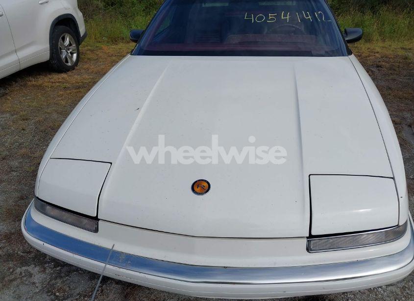 Photo 10 of 1990 Buick Reatta (VIN 1G4EC33C3LB907656)