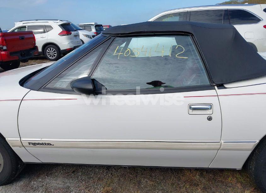 Photo 14 of 1990 Buick Reatta (VIN 1G4EC33C3LB907656)