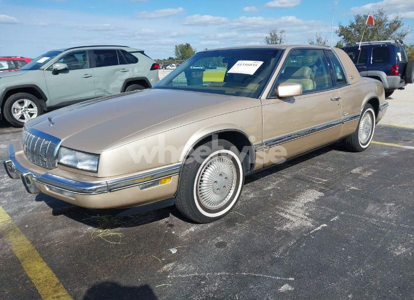 Photo 2 of 1992 Buick Riviera N/A (VIN 1G4EZ13L5NU406326)
