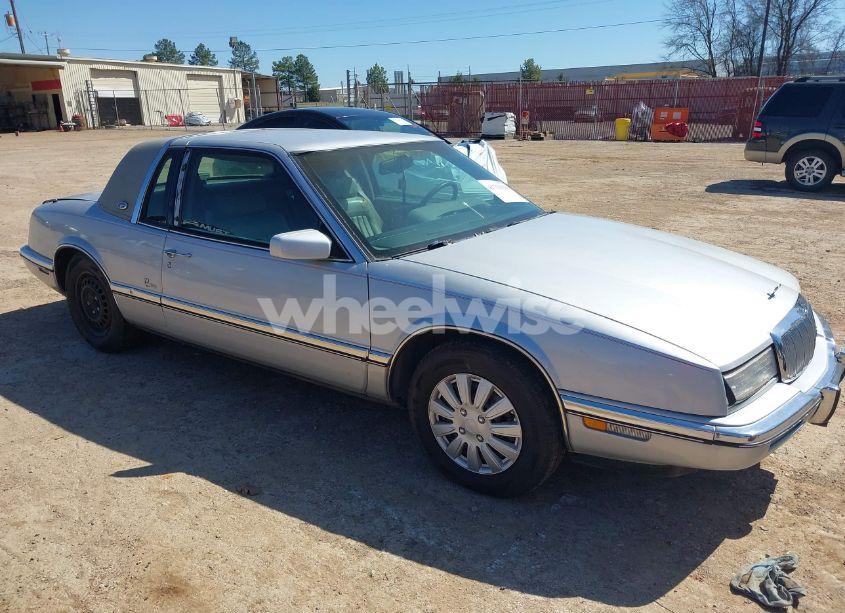 1992 Buick Riviera N/A (VIN 1G4EZ13L6NU401068) main photo