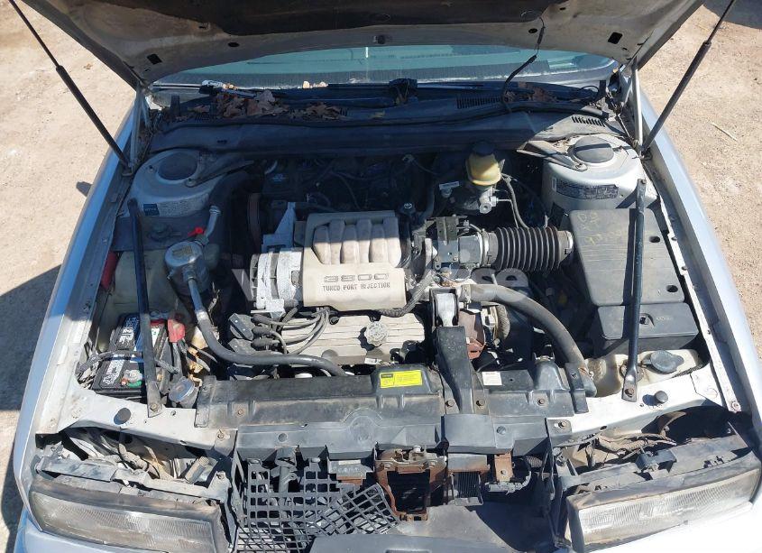 Photo 10 of 1992 Buick Riviera N/A (VIN 1G4EZ13L6NU401068)