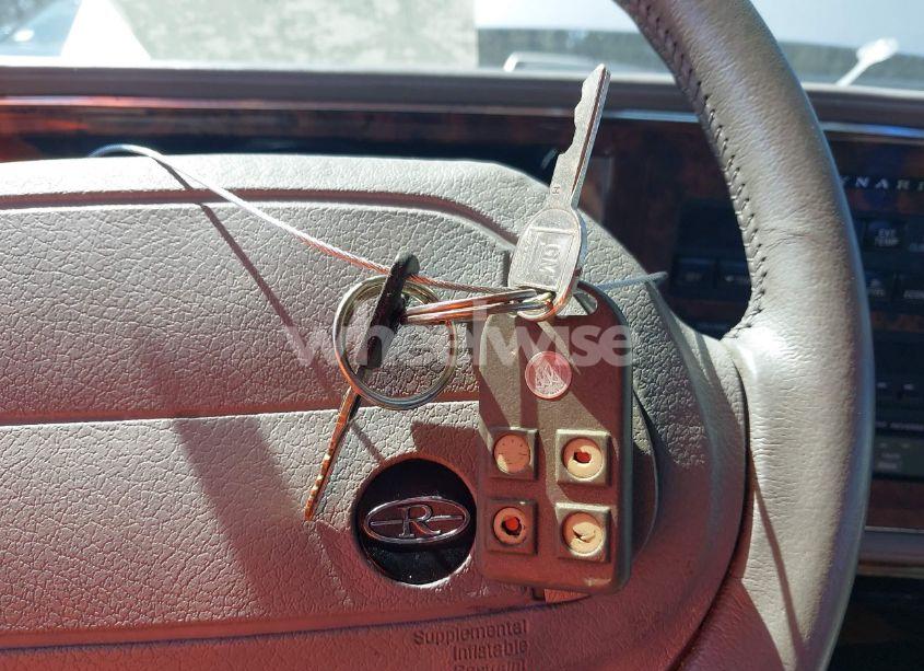 Photo 11 of 1992 Buick Riviera N/A (VIN 1G4EZ13L6NU401068)