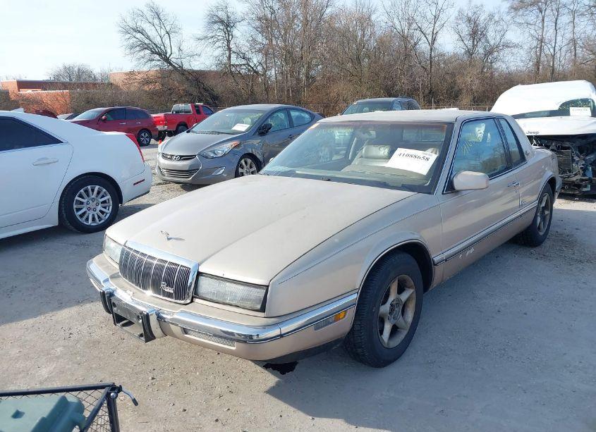 Photo 2 of 1991 Buick Riviera (VIN 1G4EZ13L8MU410255)