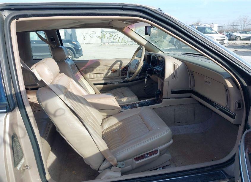 Photo 5 of 1991 Buick Riviera (VIN 1G4EZ13L8MU410255)