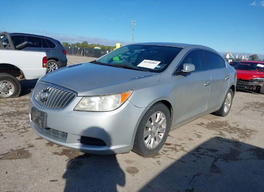 Photo 2 of 2013 Buick Lacrosse (VIN 1G4GA5E3XDF333655)