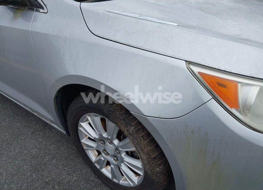 Photo 12 of 2010 Buick Lacrosse CX 4 CYL. (VIN 1G4GA5EC6AF303919)