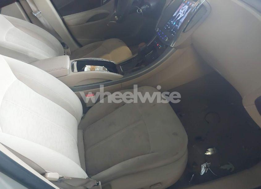 Photo 5 of 2011 Buick Lacrosse CX (VIN 1G4GA5ED4BF178817)