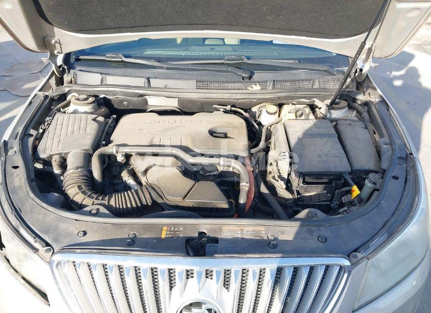 Photo 10 of 2012 Buick Lacrosse (VIN 1G4GA5ER8CF182463)