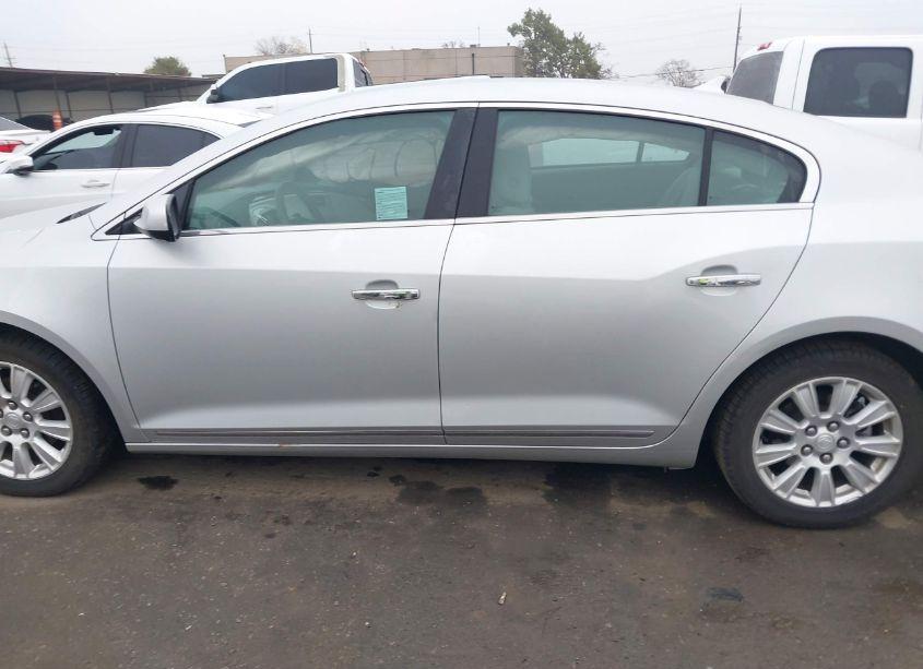 Photo 14 of 2013 Buick Lacrosse (VIN 1G4GA5ER8DF158360)