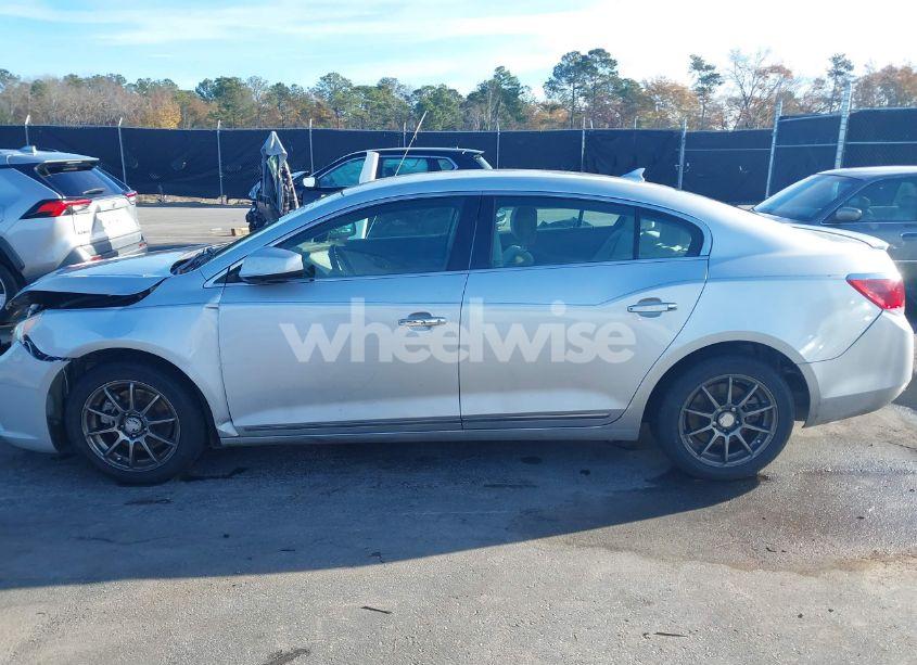Photo 14 of 2011 Buick Lacrosse CX (VIN 1G4GA5GC9BF100053)