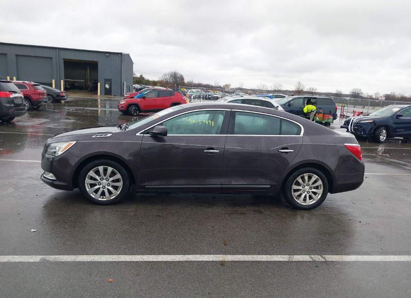 Photo 14 of 2014 Buick Lacrosse (VIN 1G4GA5GR5EF186342)