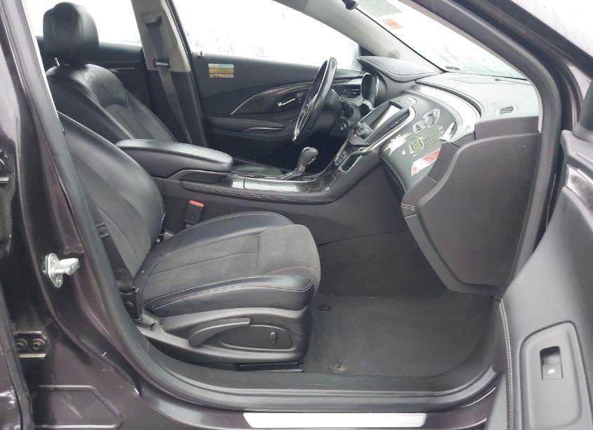 Photo 5 of 2014 Buick Lacrosse (VIN 1G4GA5GR5EF186342)