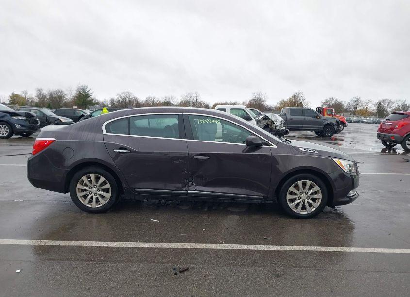 Photo 6 of 2014 Buick Lacrosse (VIN 1G4GA5GR5EF186342)
