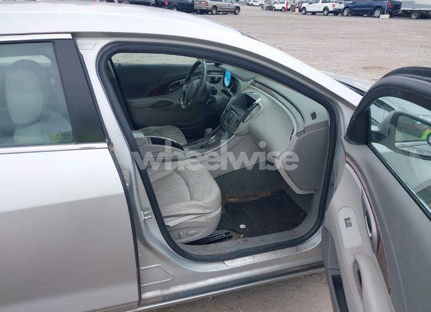 Photo 5 of 2010 Buick Lacrosse CX (VIN 1G4GB5EG3AF134801)