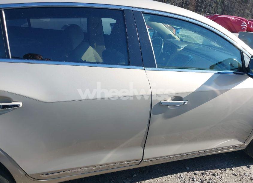 Photo 14 of 2010 Buick Lacrosse CX (VIN 1G4GB5EG6AF218093)