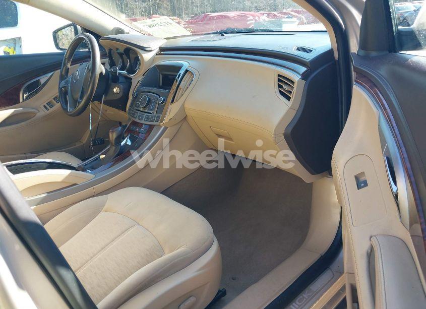 Photo 5 of 2010 Buick Lacrosse CX (VIN 1G4GB5EG6AF218093)