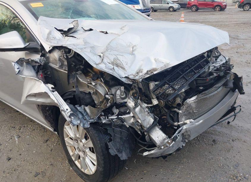 Photo 18 of 2010 Buick Lacrosse CX (VIN 1G4GB5EG8AF149374)