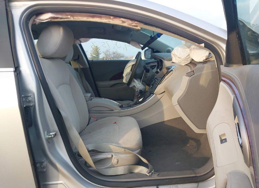 Photo 5 of 2010 Buick Lacrosse CX (VIN 1G4GB5EG8AF149374)