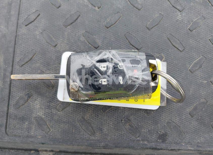 Photo 11 of 2010 Buick Lacrosse CX (VIN 1G4GB5EG8AF323914)