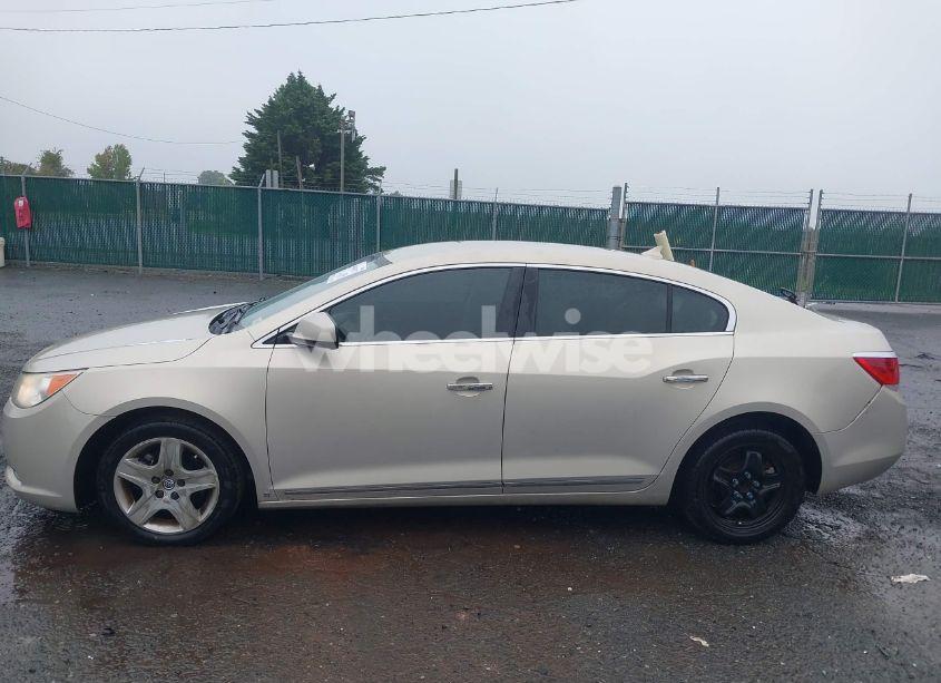 Photo 14 of 2010 Buick Lacrosse CX (VIN 1G4GB5EG9AF125469)