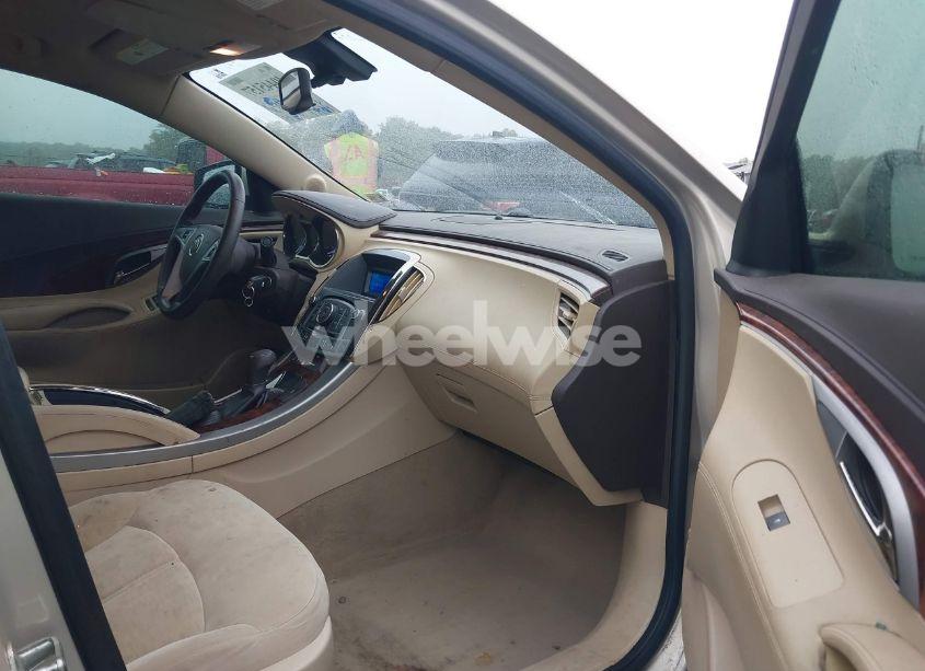 Photo 5 of 2010 Buick Lacrosse CX (VIN 1G4GB5EG9AF125469)