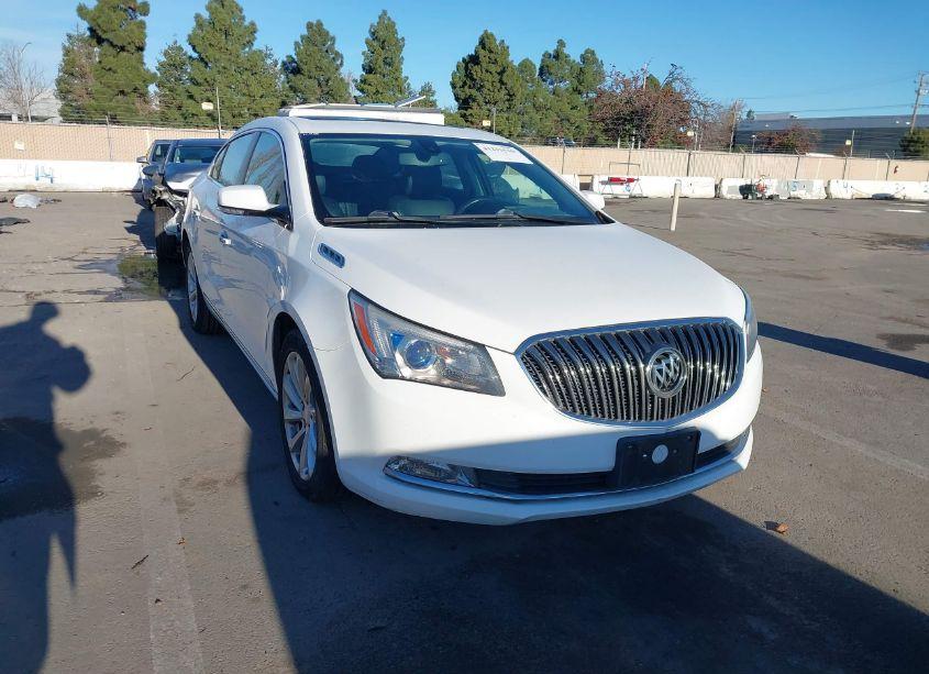 2015 Buick Lacrosse LEATHER (VIN 1G4GB5G32FF132832) main photo
