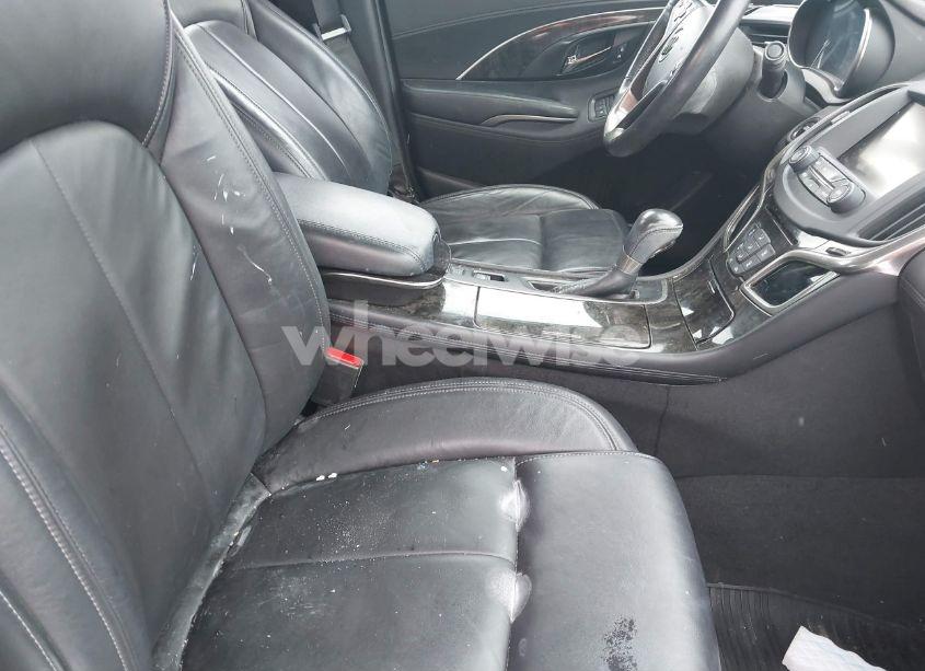 Photo 5 of 2016 Buick Lacrosse LEATHER (VIN 1G4GB5G3XGF135527)