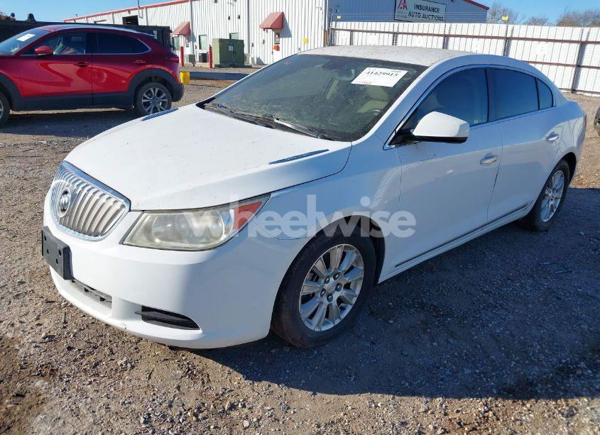 Photo 12 of 2010 Buick Lacrosse CX (VIN 1G4GB5GG0AF210245)