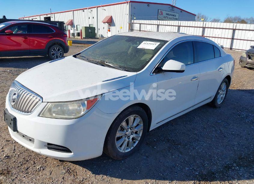 Photo 2 of 2010 Buick Lacrosse CX (VIN 1G4GB5GG0AF210245)