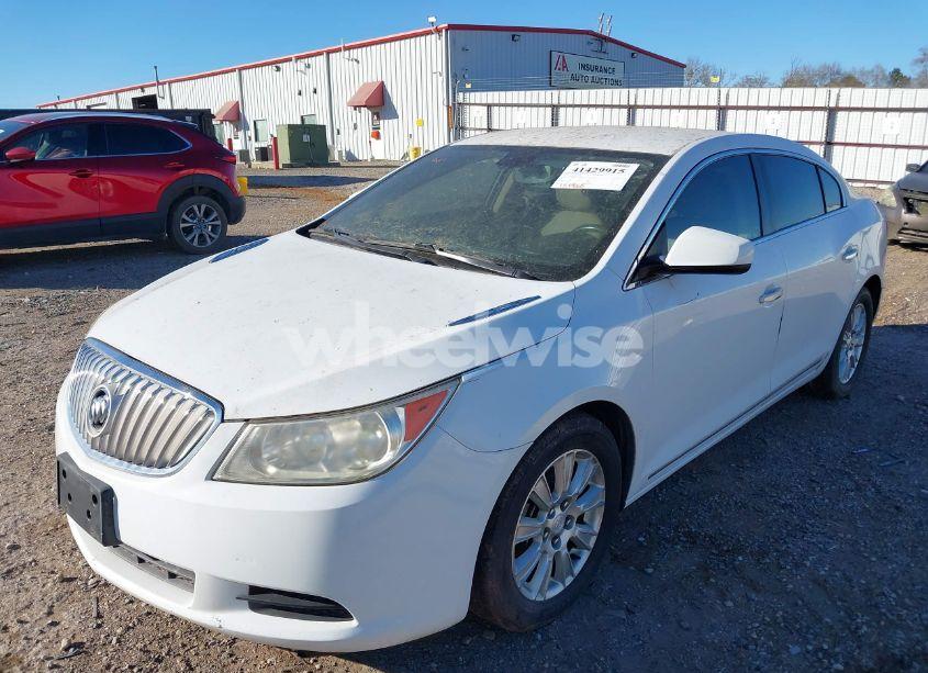 Photo 6 of 2010 Buick Lacrosse CX (VIN 1G4GB5GG0AF210245)