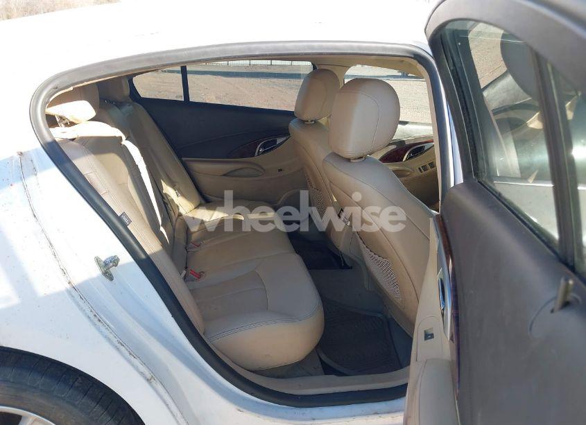 Photo 8 of 2010 Buick Lacrosse CX (VIN 1G4GB5GG0AF210245)