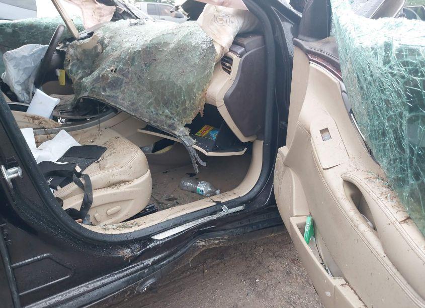 Photo 5 of 2013 Buick Lacrosse LEATHER GROUP (VIN 1G4GC5E33DF272983)