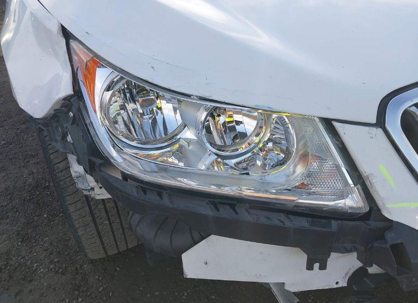 Photo 18 of 2013 Buick Lacrosse LEATHER GROUP (VIN 1G4GC5E37DF309534)