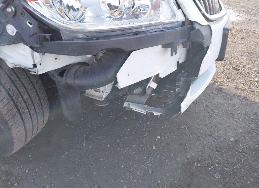 Photo 20 of 2013 Buick Lacrosse LEATHER GROUP (VIN 1G4GC5E37DF309534)