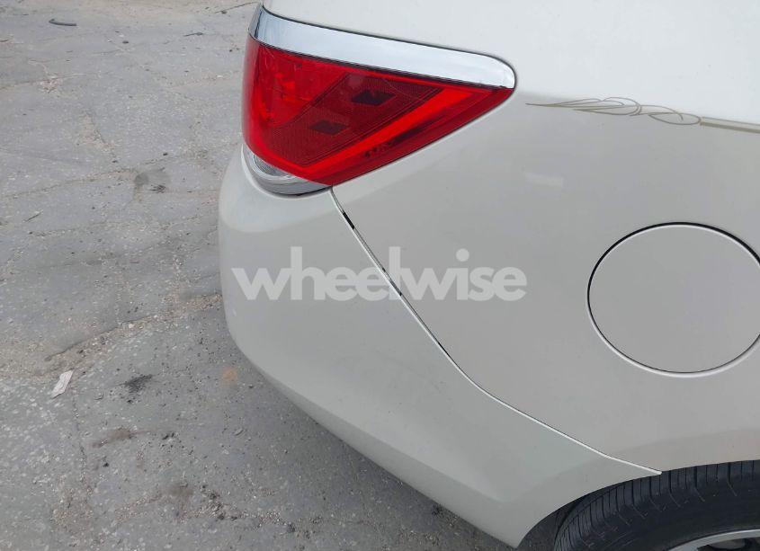 Photo 6 of 2013 Buick Lacrosse LEATHER GROUP (VIN 1G4GC5E38DF124134)