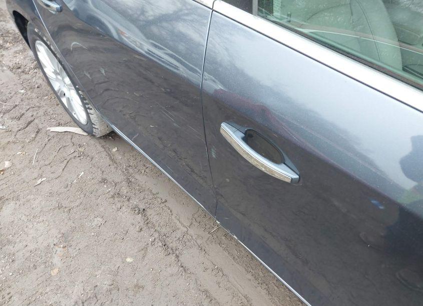 Photo 18 of 2013 Buick Lacrosse LEATHER GROUP (VIN 1G4GC5E38DF185497)