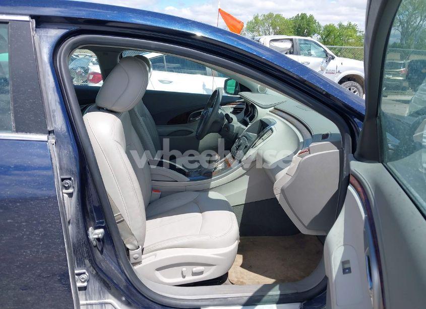 Photo 5 of 2011 Buick Lacrosse CXL (VIN 1G4GC5EC3BF160472)