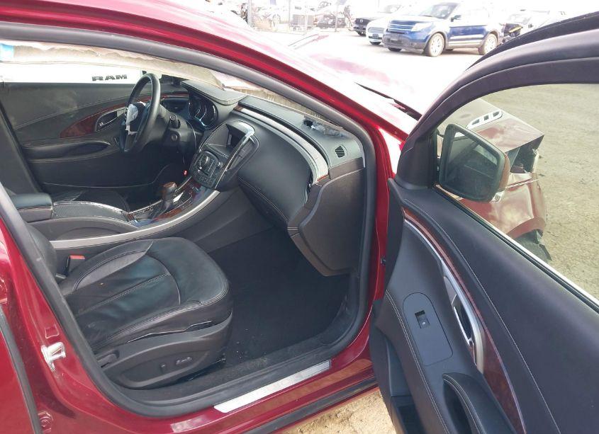 Photo 5 of 2011 Buick Lacrosse CXL (VIN 1G4GC5EC8BF163528)